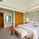 De 비아나도카스텔로