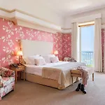 Hotel De 4*