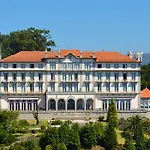 De 4*