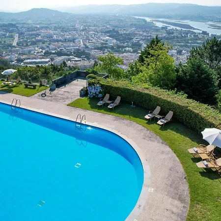 De 4* Βιάνα ντο Καστέλο