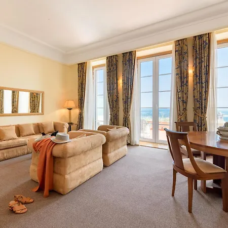 De Ξενοδοχείο